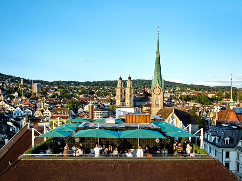 Mandarin Oriental Savoy Rooftop Bar